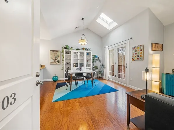111-121 Green St #303, Jamaica Plain, MA 02130