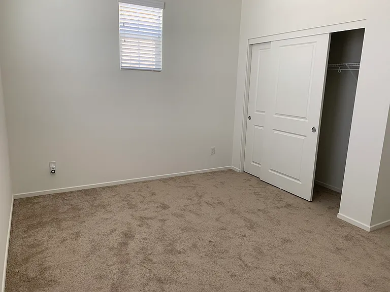 38505 Fairfield Hts — Photo 25