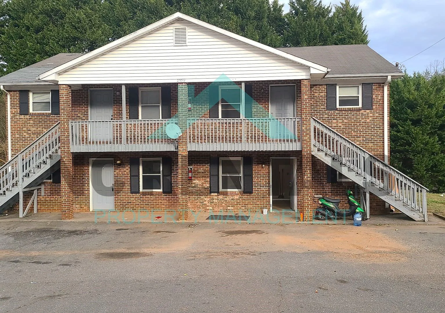 Cozy Living Minutes From Wssu & Downtown Winston-Salem! — Photo 1