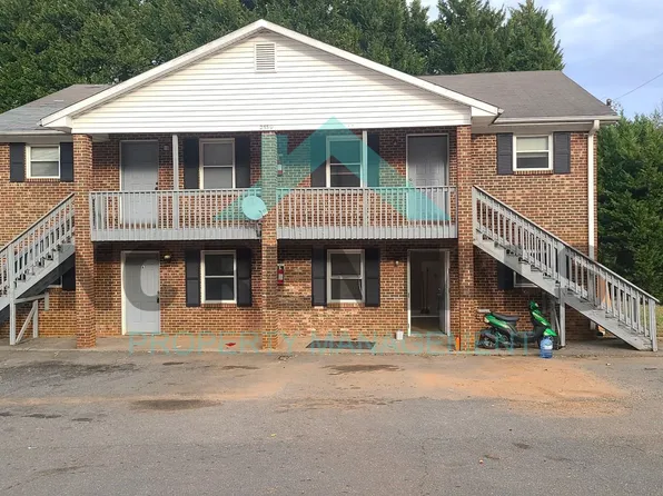2559 Green Oaks Ct, Winston Salem, NC