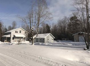 N9168 Whitefish Rd, Deerton, MI 49822