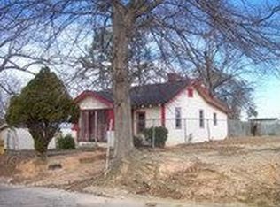 443 Border St, Roanoke, AL 36274