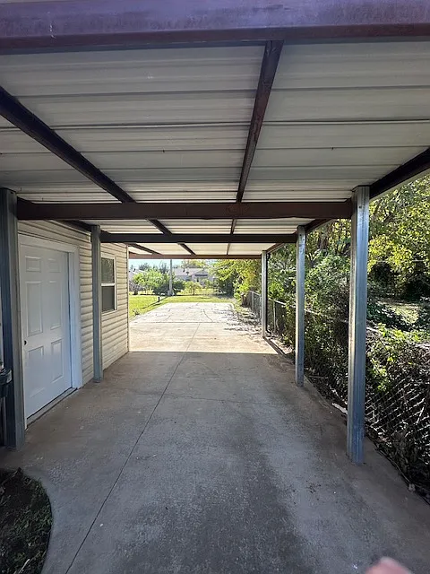 Building Photo - 314 E Ercoupe Dr