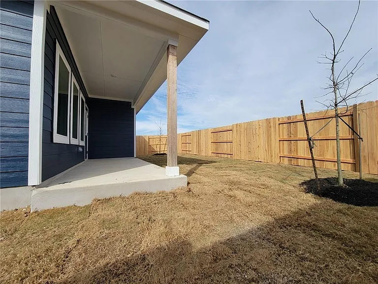 244 Crystal Brook Dr — Photo 29