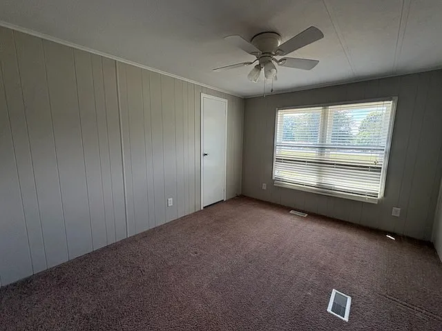 9714 Seymour Ln — Photo 12