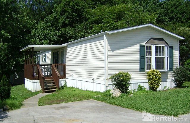 1st image of 2821 Southfork Dr