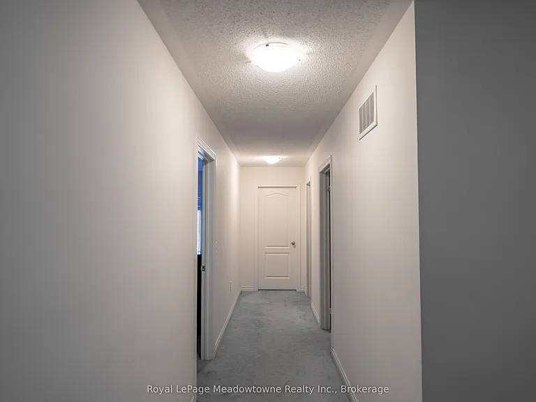1528 Chretien St — Photo 30