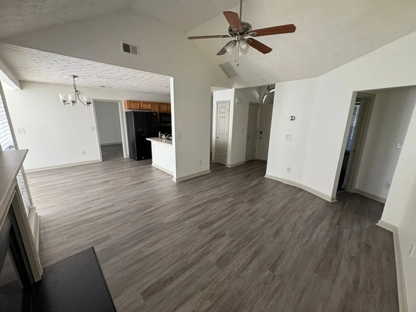 409 Lexington Park Drive — Photo 3