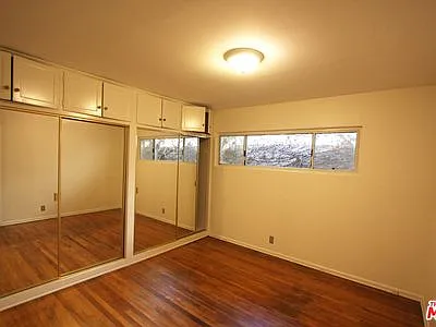 741 Muskingum Ave — Photo 11