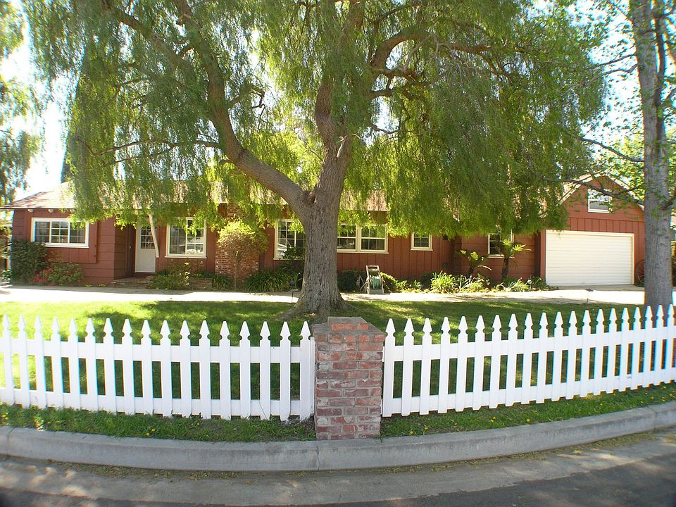 1st image of 23046 Friar St