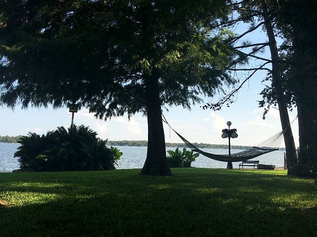 1st image of 327 Lake Front Dr