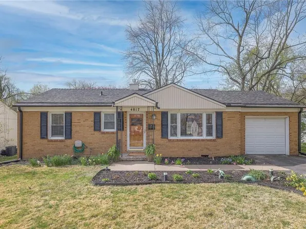 4817 W 62nd Ter, Mission, KS 66205