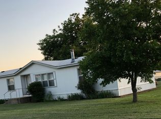 717 N Oakwood St, Breckenridge, TX 76424