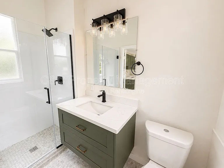 489 Laurel Ave #A — Photo 4