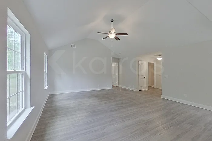 223 Western Red Cedar Dr — Photo 3