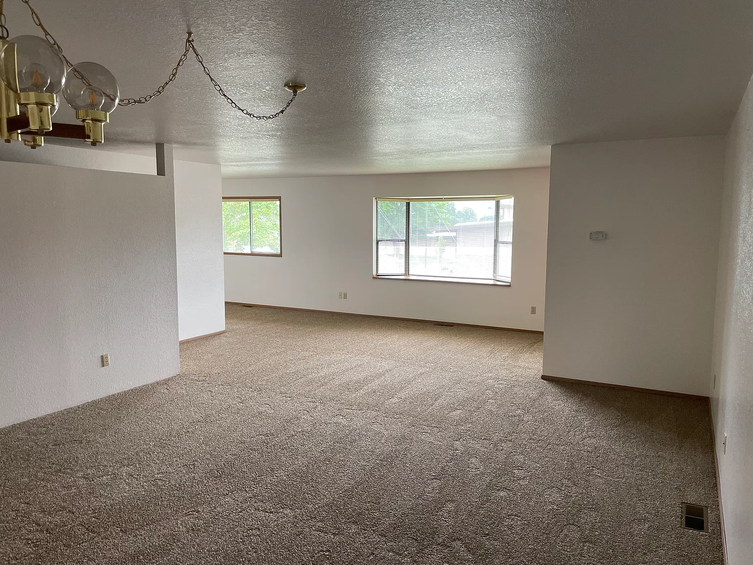 2 bed, 1188 sqft, $1,750 — Photo 2
