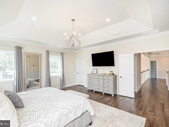 5th image of 2101 Woodtop Way