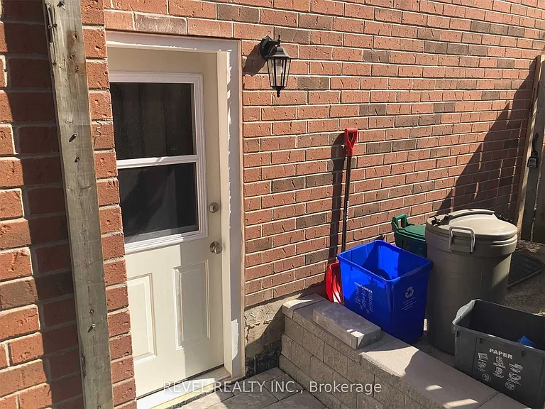 1 Bates Ct #LOWER — Photo 3