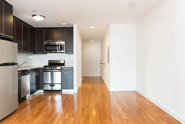 Rented by Living New York | media 3