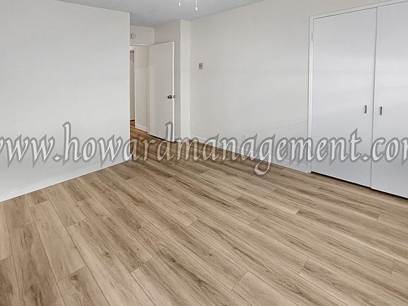 3rd image of 1302 Euclid St APT 105