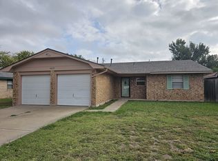 1437 NW Great Plains Blvd, Lawton, OK 73505