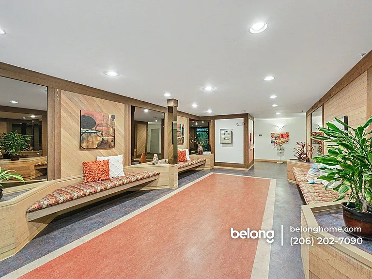 7930 SE 34th St #513 — Photo 3