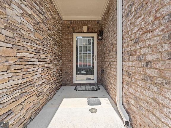 4th image of 4240 Weavers White Ln