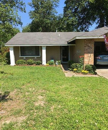 2nd image of 2265 White Oak Dr