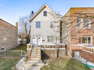 7016 S Eberhart Ave, Chicago, IL 60637