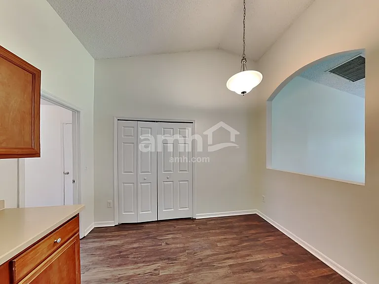 1234 SW Alesio Ln — Photo 4