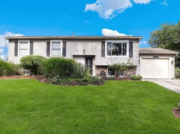 3104 Andrea Ct, Woodridge, IL 60517