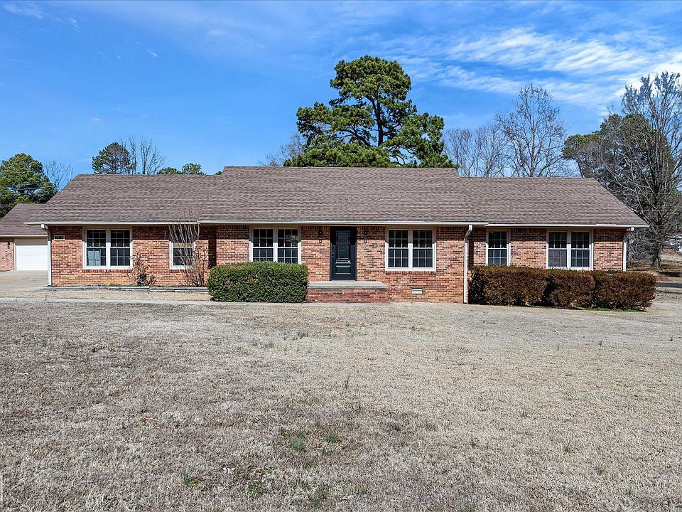 1st image of 1216 Bennett Dr