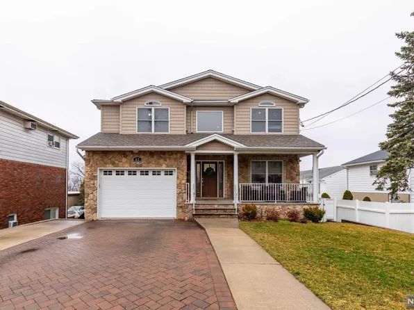 61 Garden St, Wood Ridge, NJ 07075