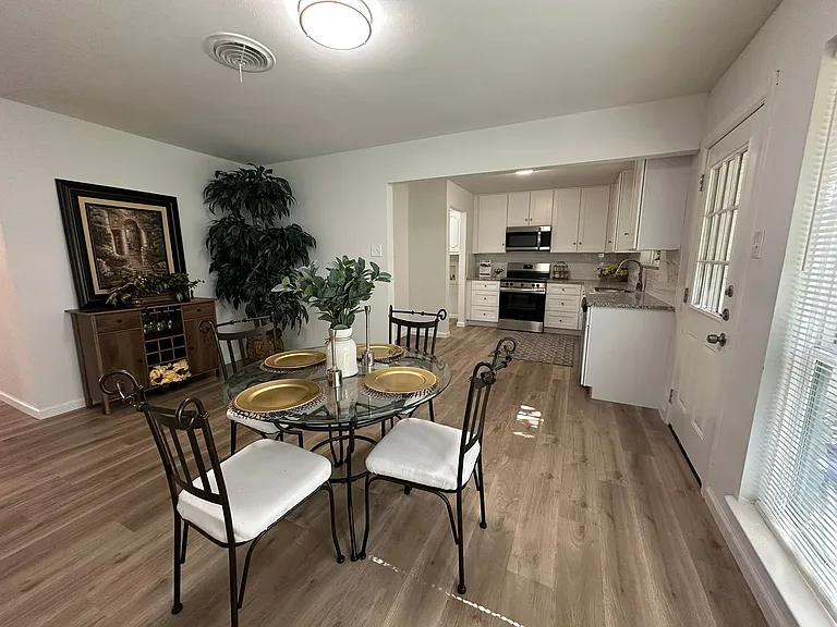 509 Dover Dr — Photo 9