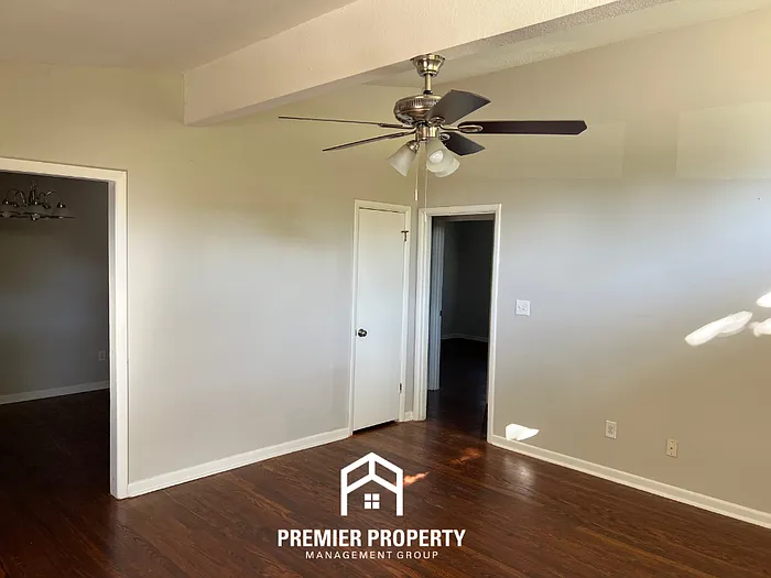 2322 Rodgers Dr NE — Photo 6