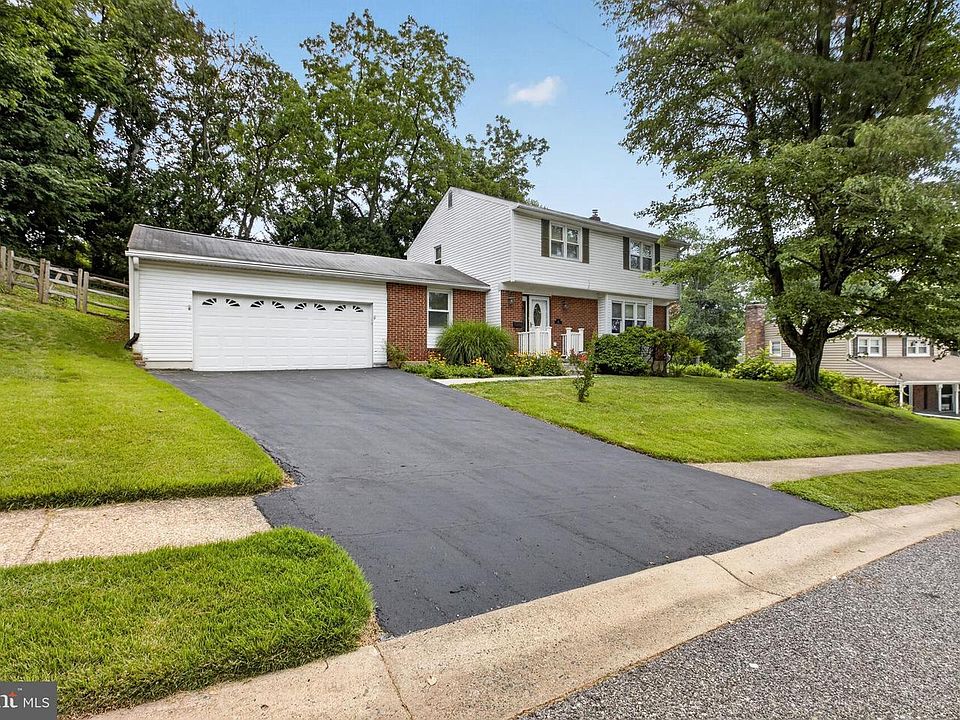 1st image of 40 Fremont Rd