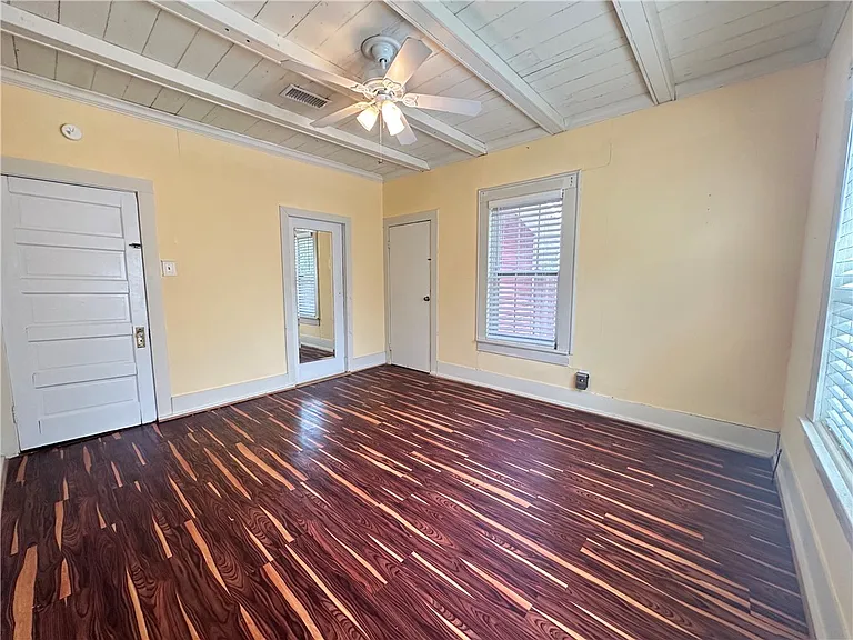 131 Dell Ave — Photo 15