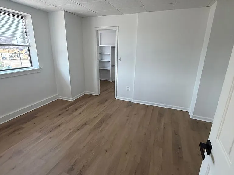 Park Place Apartments — Photo 36