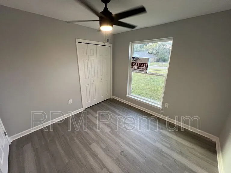 8803 Orleans Dr — Photo 25