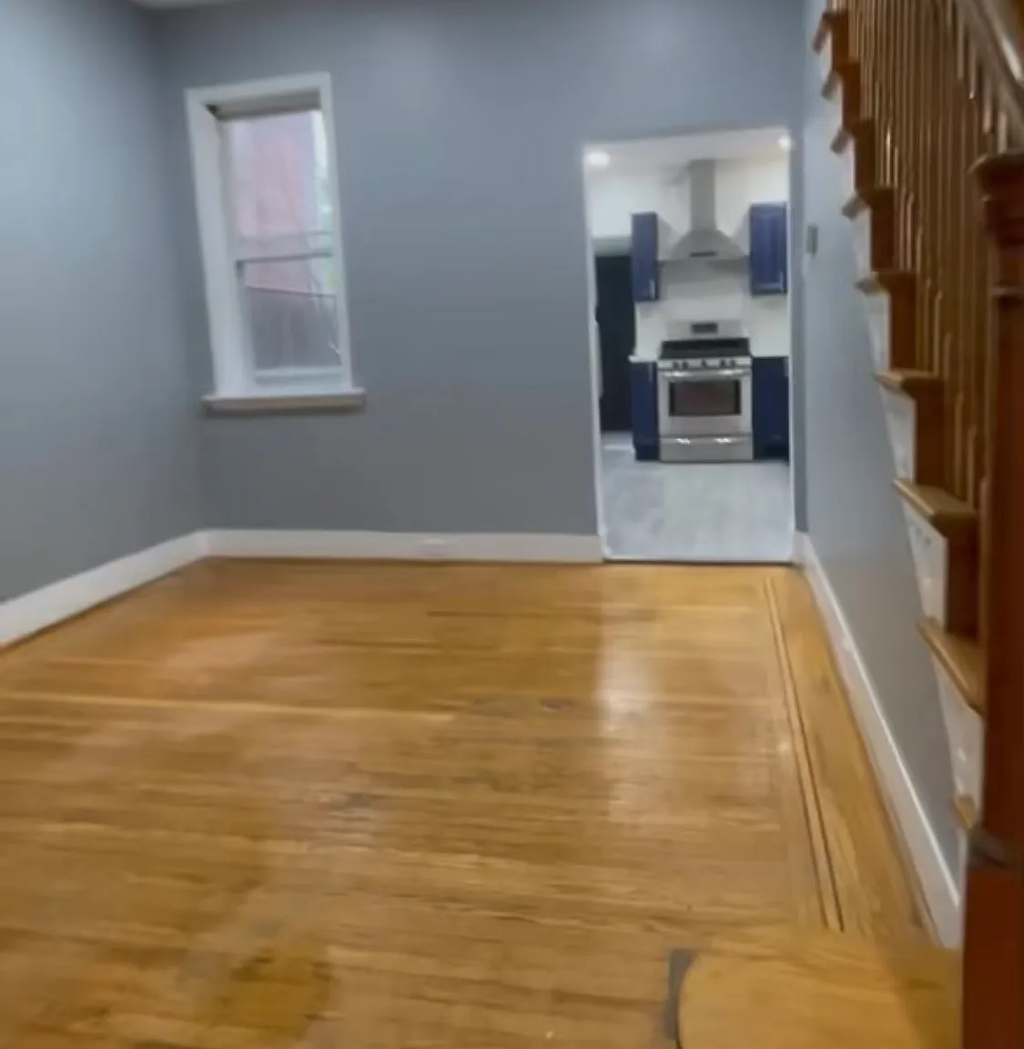 3 bed, 1250 sqft, $2,200 — Photo 2