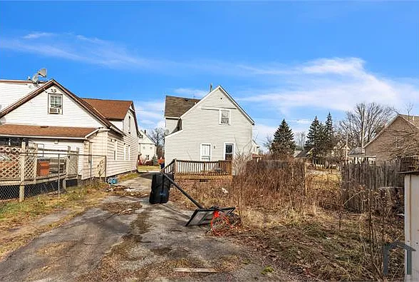 9418 Easton Ave — Photo 8