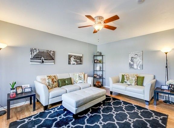 4th image of 3657 Benhill Dr
