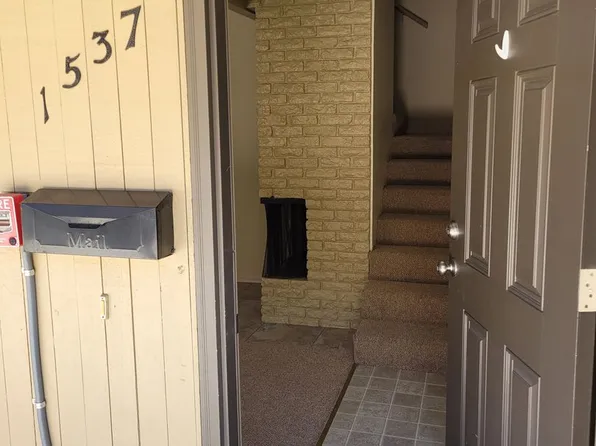 Mill Park Townhomes