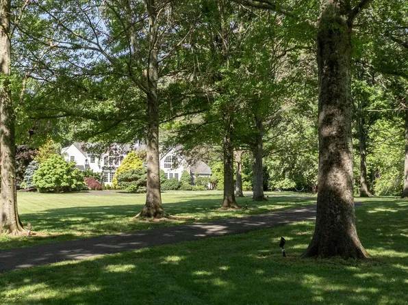 6025 Stoney Hill Rd, New Hope, PA 18938