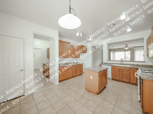 19407 E Canary Way, Queen Creek, AZ 85142