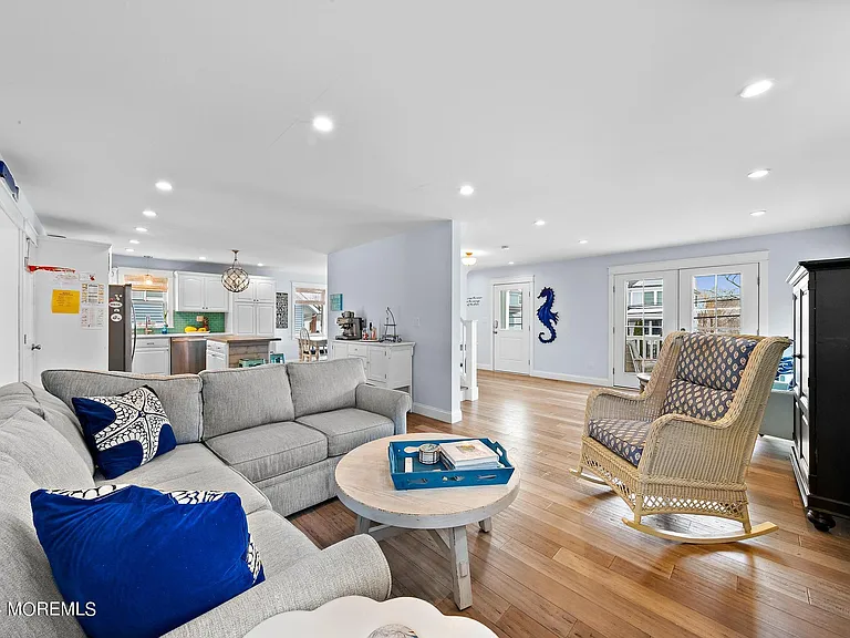 15 Griffin St — Photo 9