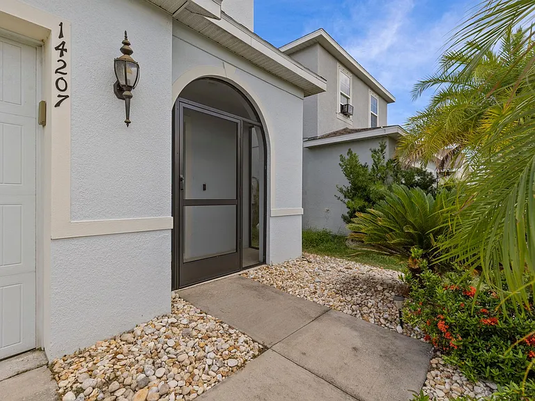 14207 Poke Ridge Dr — Photo 3