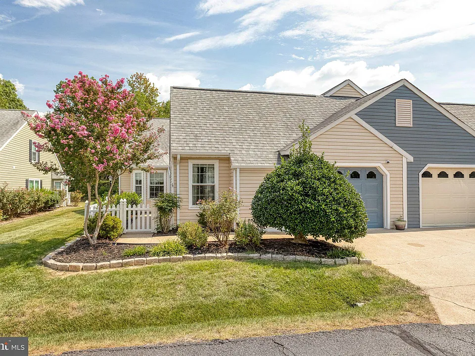 11333 Savannah Dr