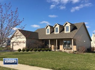 909 Autumn Ridge Rd, Sandwich, IL 60548