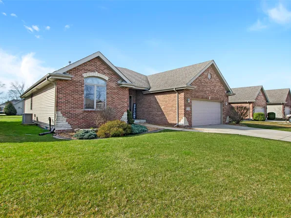 2636 Seberger Dr, Highland, IN 46322